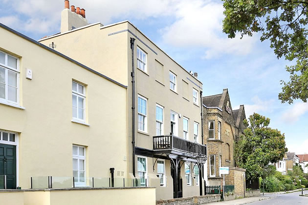 Red Lion House on Chiswick Mall sold for £6,400,000 