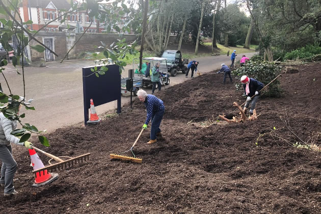 You can join the Trust's gardening team on the day. Picture: Chiswick House & Gardens