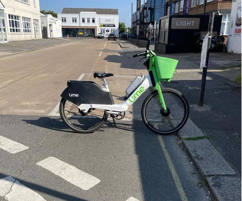 Dumped bike across an already dangerous junction on Power Road 